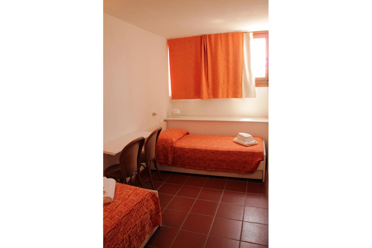 Residence Portolaconia Appartamenti Cannigione Cameră foto